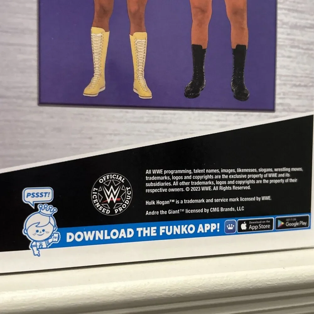Funko Pop! Slam Cover with Case: WWE - Hulk Hogan - Target (Exclusive) #4 - READ